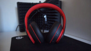 Soundcore Life Q10 Headphones Great Performance Detechtors