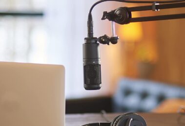 Audio Technica AT2020 microphone FEATURE